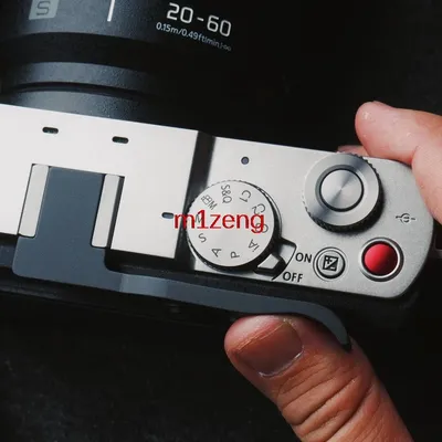 metel Thumb Up hot shoe hand Grip Hotshoe bracket adapter cover rest for Panasonic Lumix S9 Camera