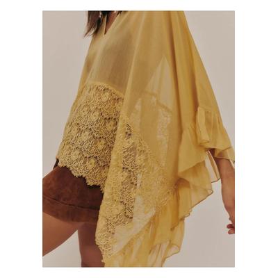 Elegantes langarmeliges Cover-Up aus Spitze mit V-Ausschnitt und Ruschen Image