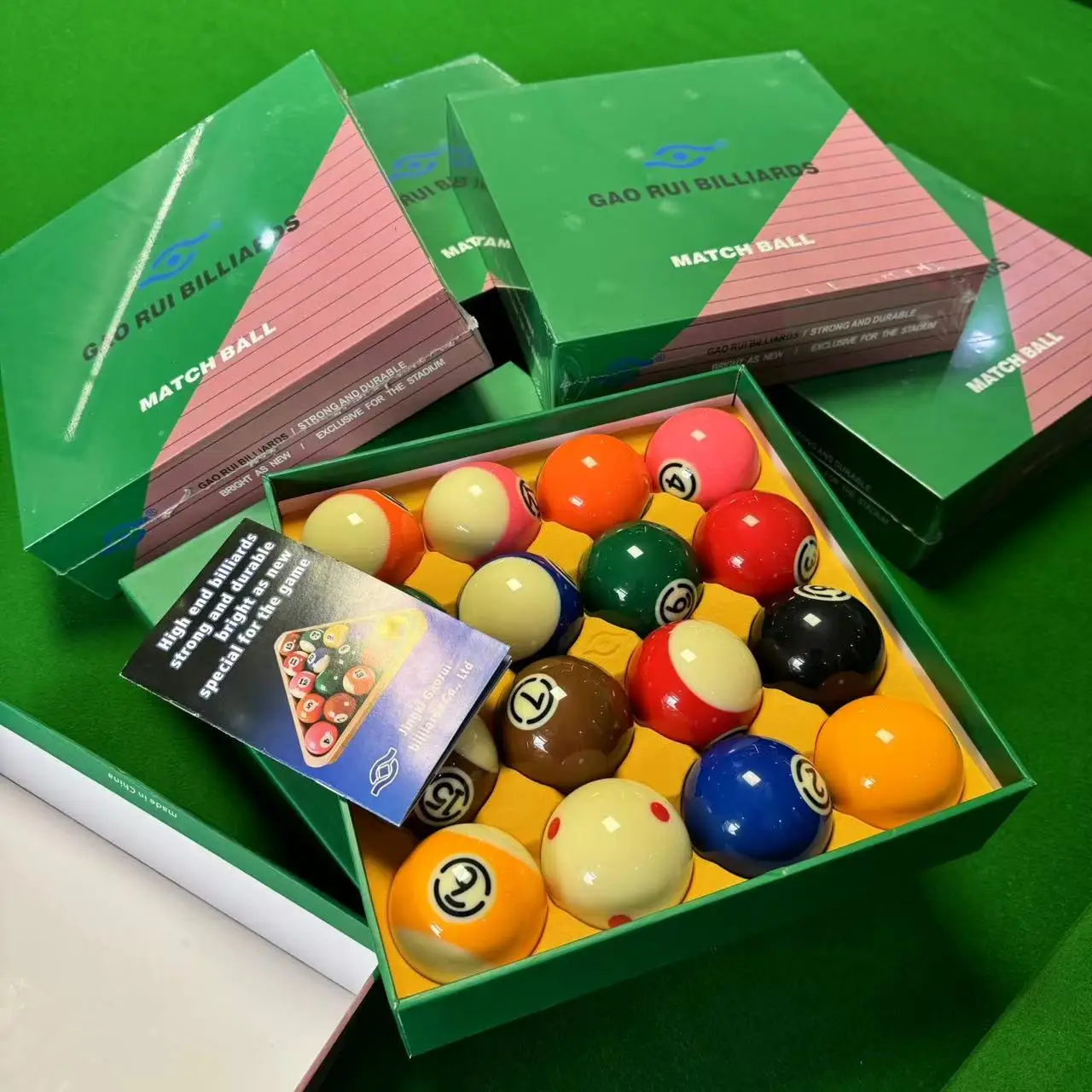 Fortschrittliches Billard aus transparentem Kunstharz – Durchmesser 2,25 Zoll, hochwertiges, verbessertes Gaming-Performance-Set Image