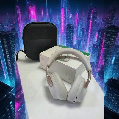 Bose QuietComfort ultra headphones, popular in Europe and America, are wireless noise cancelling Bluetooth music headphones