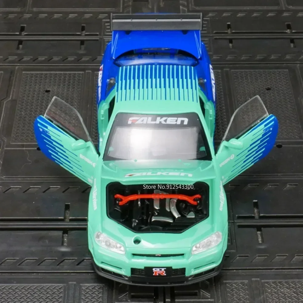 Maßstab 1:32 SKYLINE GTR Spielzeugauto-Modell, Druckguss-Legierung, zurückziehbar, Latte Edition, Sportwagenmodelle, leichte Musik, Fahrzeug, Ornament, Geschenk Image