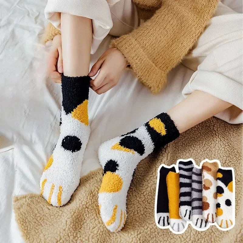 Frauen Winter Warme Flauschige Socken Niedlichen Tier Klaue Katze Pfote Fußabdruck Fuzzy Socken Weibliche Dicke Korallen Fleece Hause Boden Schlaf Socken Image