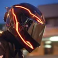 Nuova luce per casco moto 4 in 1 EL Light 3 modalità Luce per casco a LED Segnale di guida notturna Kit di accessori per la decorazione della striscia del casco