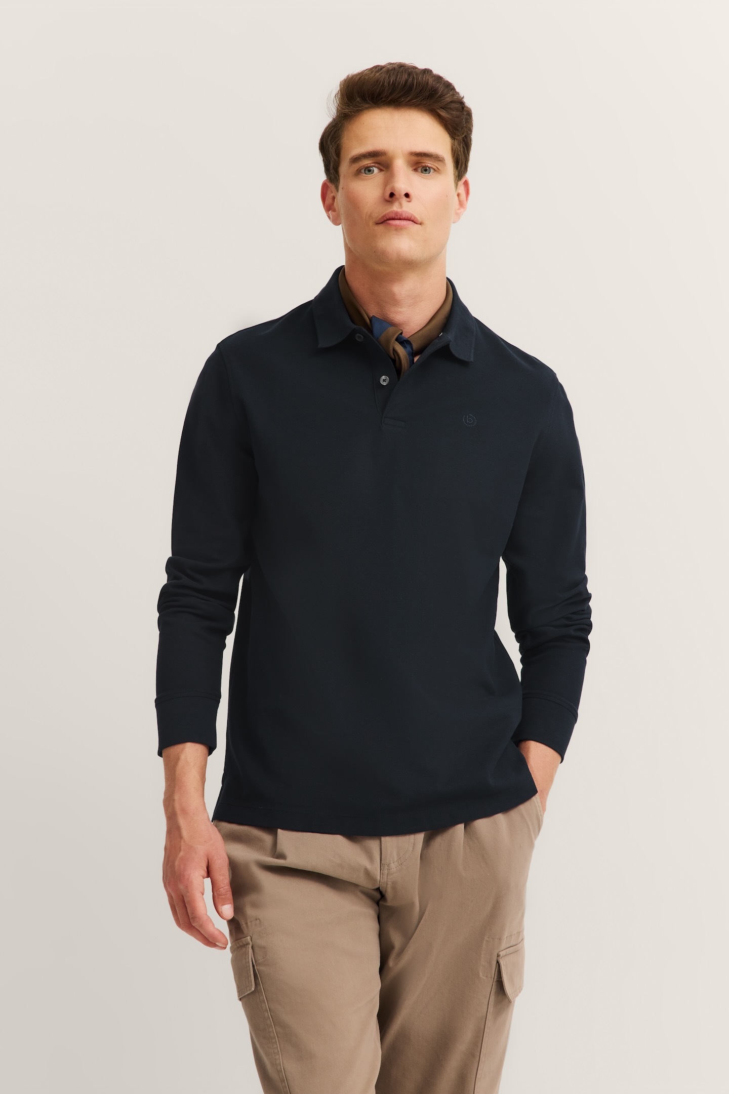 Langarm-Poloshirt BUGATTI "Modern Fit", Herren, Gr. M, blau (390, marine), 100% Baumwolle, unifarben, normal, ohne Ausschnitt, Rippbündchen, Shirts, aus reiner Baumwolle