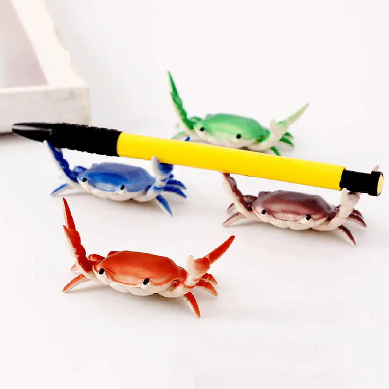 1PC Funny Crab Desktop Pen Holder Creative Cute Crab Pen Holder Weightlifting Crabs Penholder Bracket Storage Rack Stationery