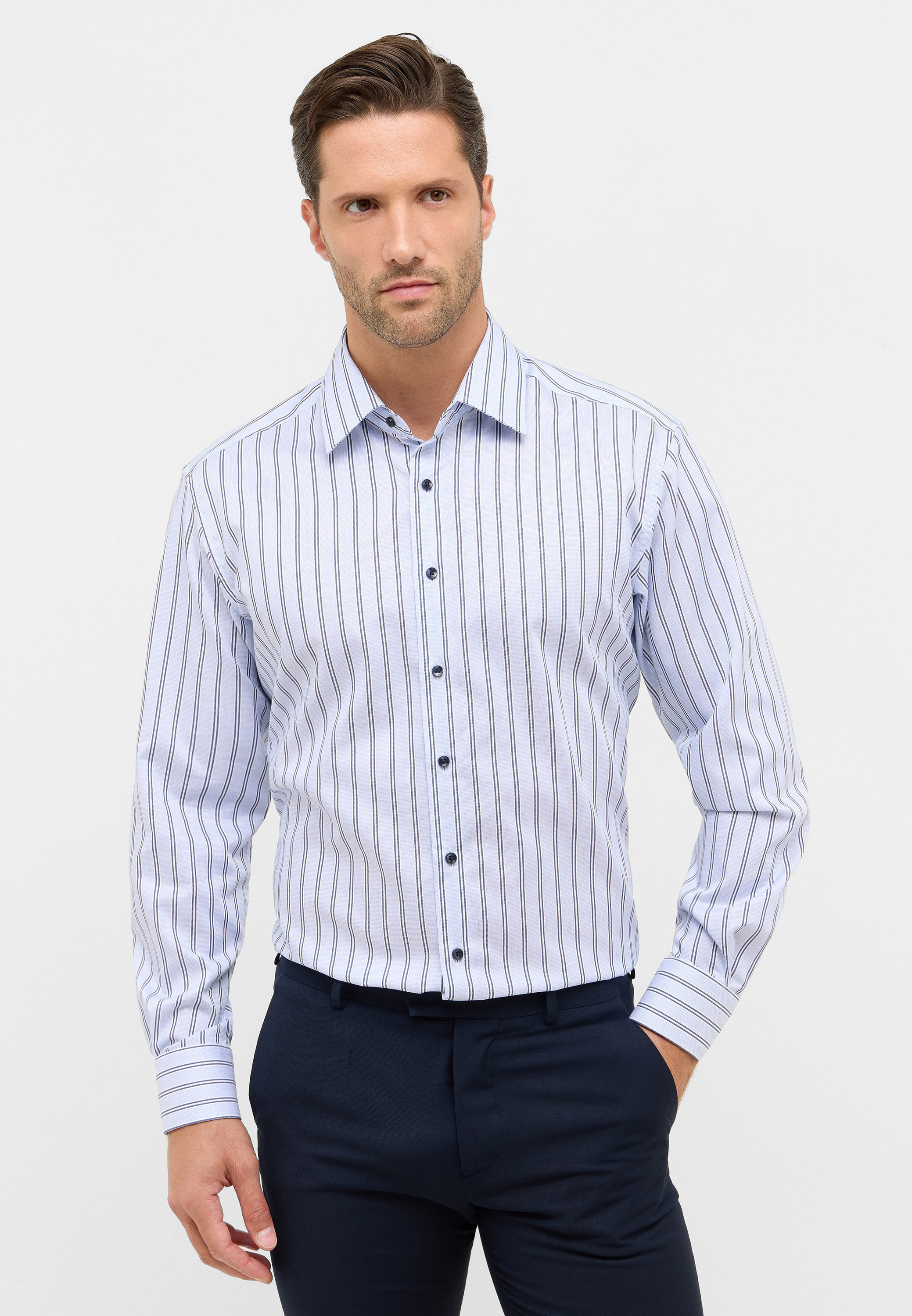 Langarmhemd ETERNA "MODERN FIT", Herren, Gr. 46, Normalgrößen, blau, Twill, 100% Baumwolle, tailliert, Manschette, Hemden, NON IRON (bügelfrei) Image