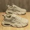 Modische, vielseitige Frühlings-Herbst-neue explosive Herrenschuhe mit dicken Sohlen, lässige, bequeme, höhenvergrößernde Sportschuhe