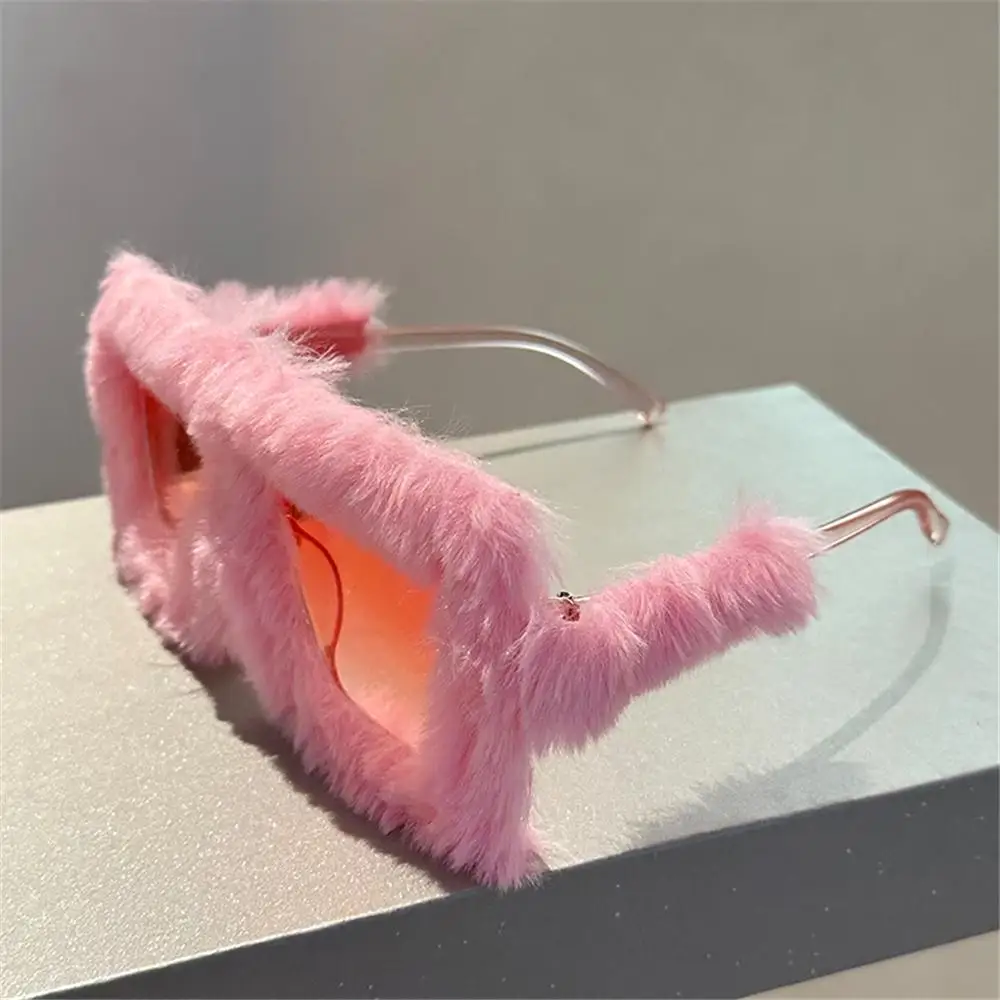 Übergroße Plüsch-Sonnenbrille, weich, flauschig, Party, Weihnachten, Halloween, Cosplay, quadratischer Rahmen, Sonnenbrille, Stil, Winter-Sonnenbrille für Damen Image