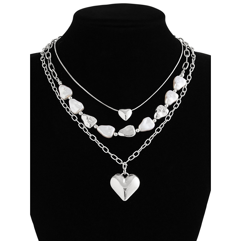 Women's Layered Heart Pendant Necklace – Gold Chain Choker with Pearl Accents, Fashion Jewelry for Parties, Dates Daily Wear