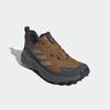 Wanderschuh ADIDAS TERREX "TRAILMAKER 2 GORE-TEX", Gr. 42, bronze strata, blanch cargo, carbon, Textil, Synthetik, sportlich, Schuhe, wasserdicht