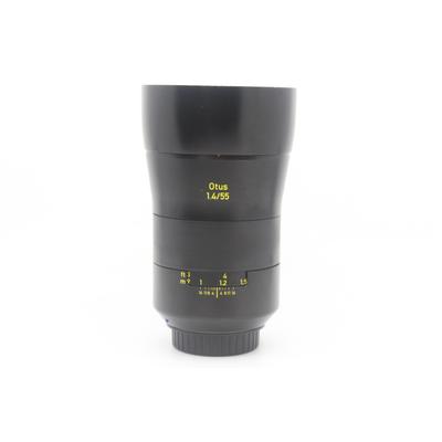 Used Zeiss Otus 55mm f/1.4 T* Distagon ZE - Canon EF Fit