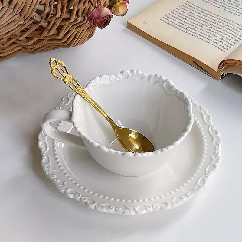 Set di tazze e piattini da caffè in ceramica con rilievo francese, tazza da tè nero retrò per il tè pomeridiano, tazza da caffè espresso, tazza da cap