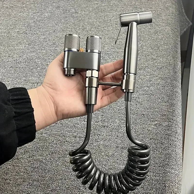 Toilette deutlich andere Spritzpistole Spülung eins in zwei aus Wasserhahn Eckventil mit Wasserpistole Hochdruck-Toilette Toilette Haushalt