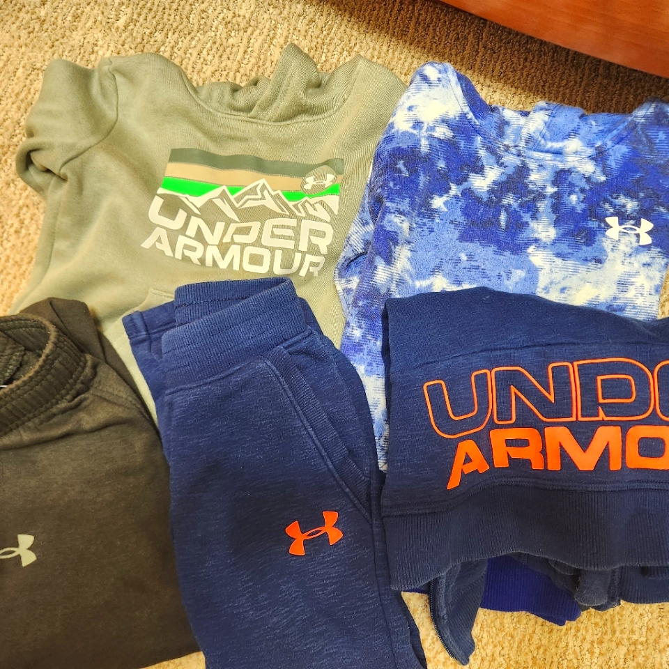 Under Armour Shirts & Tops | Under Armour Kids Clothing Set | Color: Blue/Green | Size: 4b