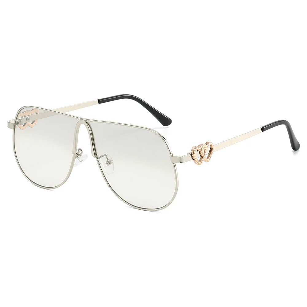 Europa amerikanisch gestaltete Pilotensonnenbrille Damen Bouble Heart Refelctive Fashion Shades Sonnenbrille mit großem Rahmen Image