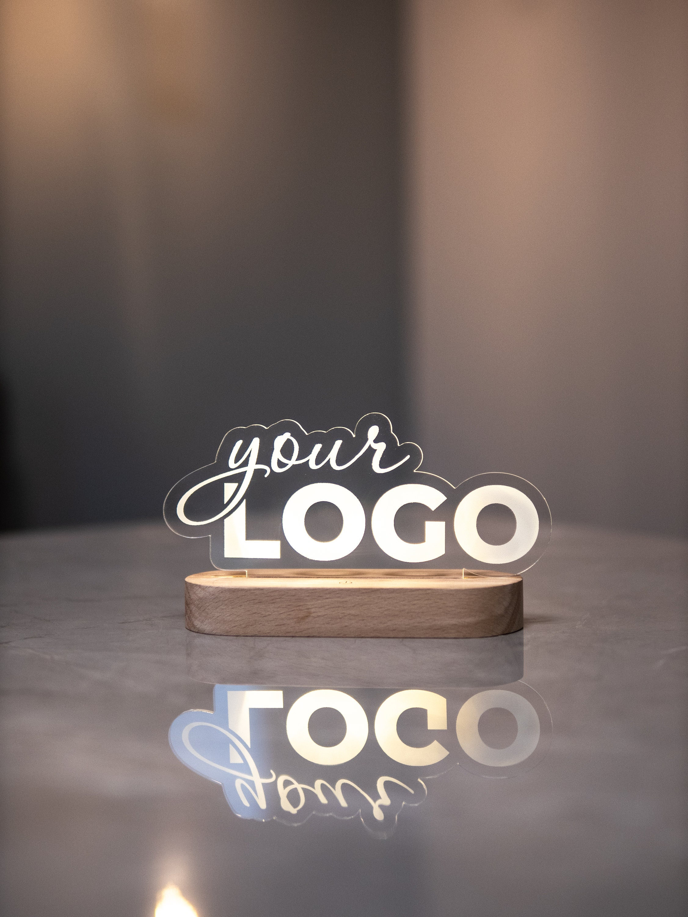 Lampada con logo speciale, regali aziendali, luce notturna in legno con logo aziendale, insegna con logo personalizzato, luce LED con logo, lampada da