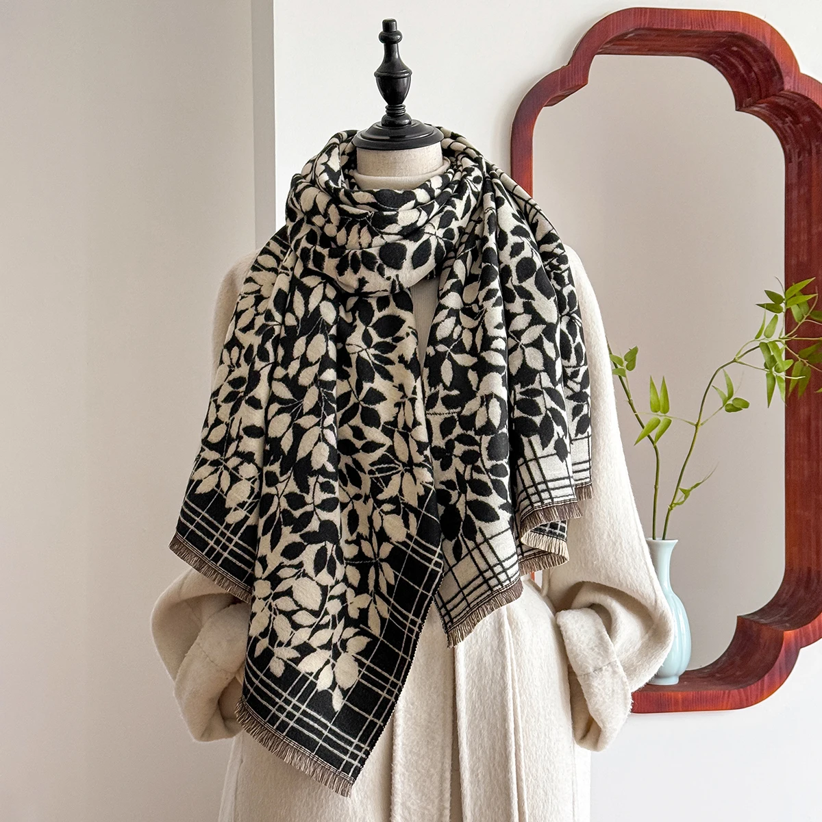Eleganter Damen-Jacquard-Pashmina-Schal aus Kaschmirimitat, Winter, dicker, wärmender, zweiseitiger Schal, kältebeständiger, winddichter Deckenschal Image
