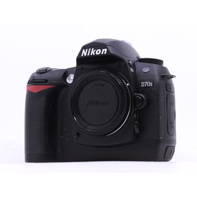 Used Nikon D70s