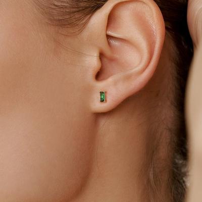 lunne 14k emerald baguette cubic piercing #LFPI01