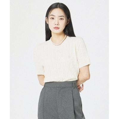 filluminate Cable Round Knit