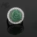Anello in argento 925 con smeraldo naturale della Birmania intarsiato con fiore di rosa, amuleto di giadeite regolabile, gioielli di moda, regali per le donne