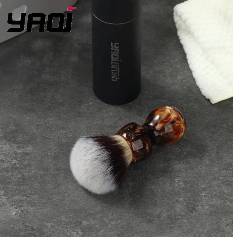YAQI Caramel Cat's Whisker Kunsthaar-Nassrasierpinsel für Männer – hochwertiges Rasierzubehör Image