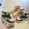 Jungen Mädchen Casual Sportschuhe 2025, Herbst Kinder Board Schuhe High Top Leichte Kinder Stiefel Weiche Sohlen Baby Kleinkind Schuhe