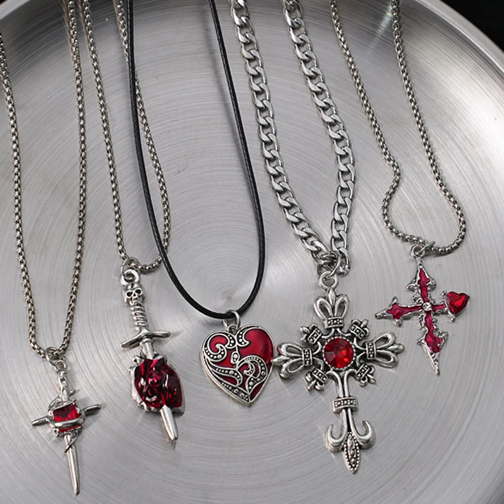 Gotische rote herzförmige Kreuz-Herz-Halskette, personalisierte und trendige Y2K-Retro-Halskette, Halloween-Party-Schmuckgeschenk, geeignet Image