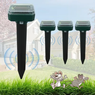 Solar Ultrasonic Rat Repellent Built-in Buzzer Outdoor Ultrasonic GardenLawn LED Electronic Breeding snake Repellent