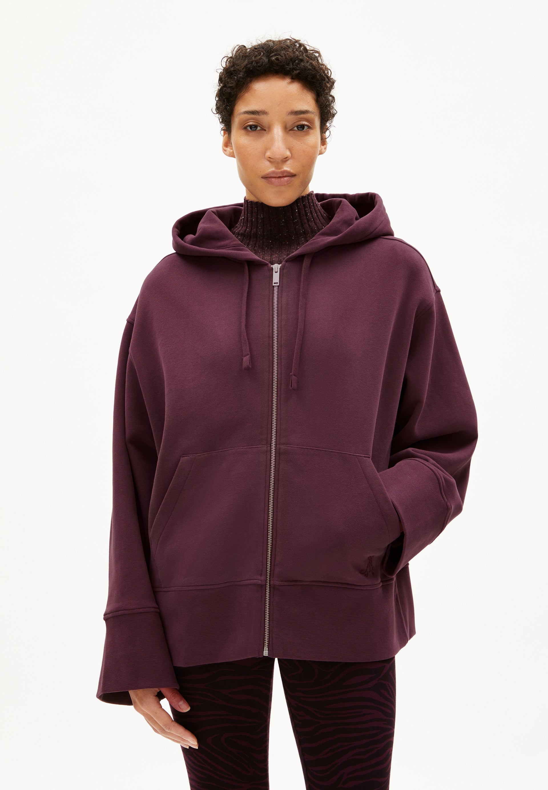 TALIMAA | Sweatjacke aus Bio-Baumwolle - rot (S) Image