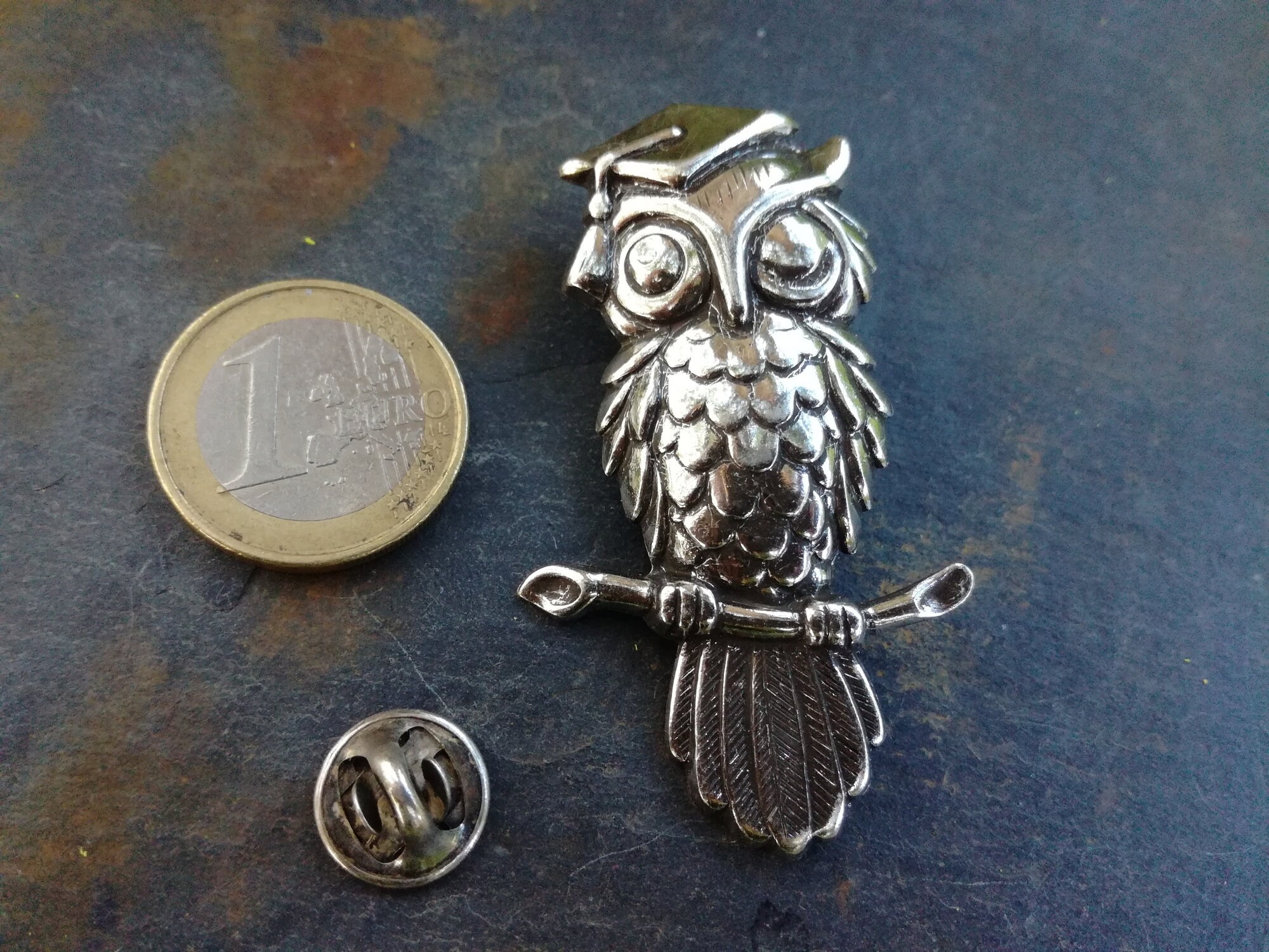 Spilla a forma di gufo grande per studenti, in ottone placcato argento, spilla con animale totemico gufo, spilla a forma di gufo in argento, spilla gr