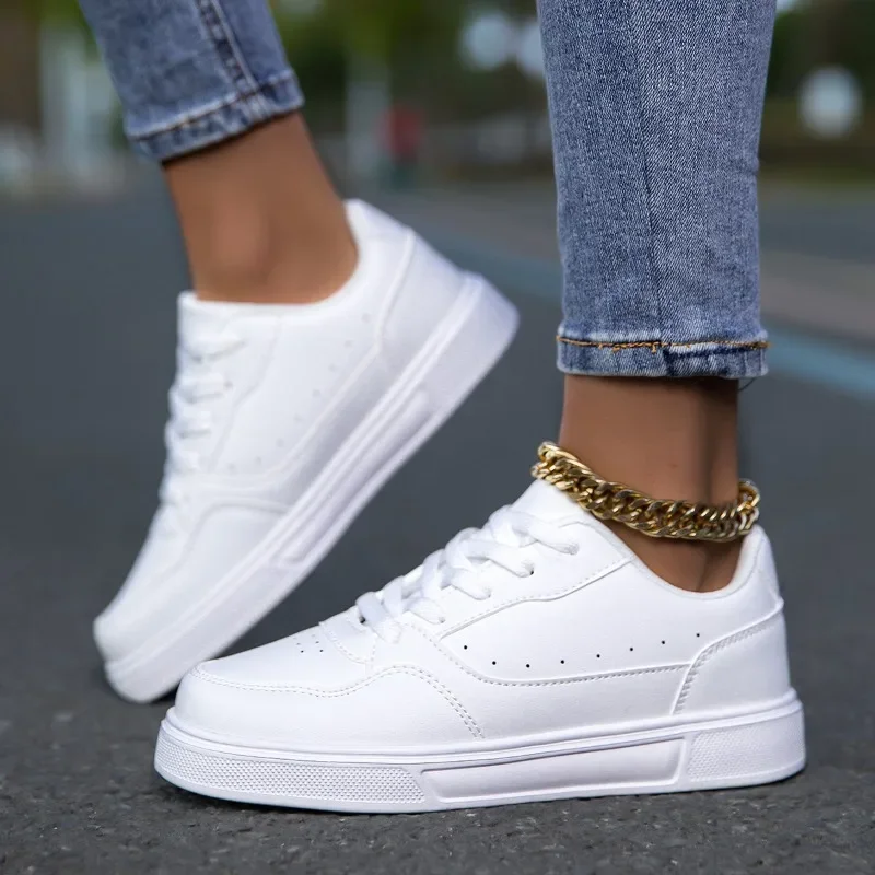 ​ ​ MAEDEF Schuhe Damen Vulkanisierte Schuhe Weiße Turnschuhe Leichte sportliche atmungsaktive bequeme Skateboard-Schuhe Damenschuhe ​ ​ Image
