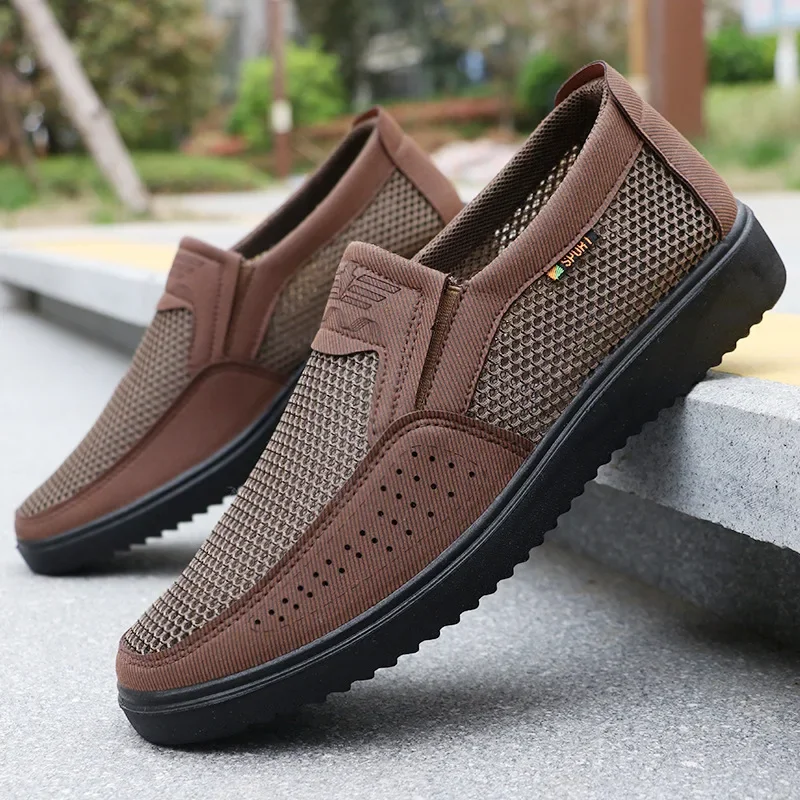 2024 die neuen bequemen Herren Freizeit schuhe atmungsaktive Mesh Sommer Herren schuhe neue rutsch feste leichte Schuhe für Herren Casual Loafers