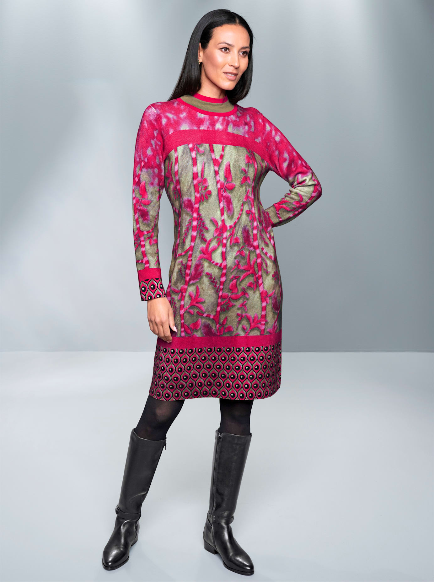 Strickkleid HEINE "Strickkleid", Damen, Gr. 42, Normalgrößen, bunt (pink, khaki, gemustert), Strick, 60% Viskose, 40% Baumwolle, geblümt, gemustert, mehrfarbig, kurz, Kleider Image
