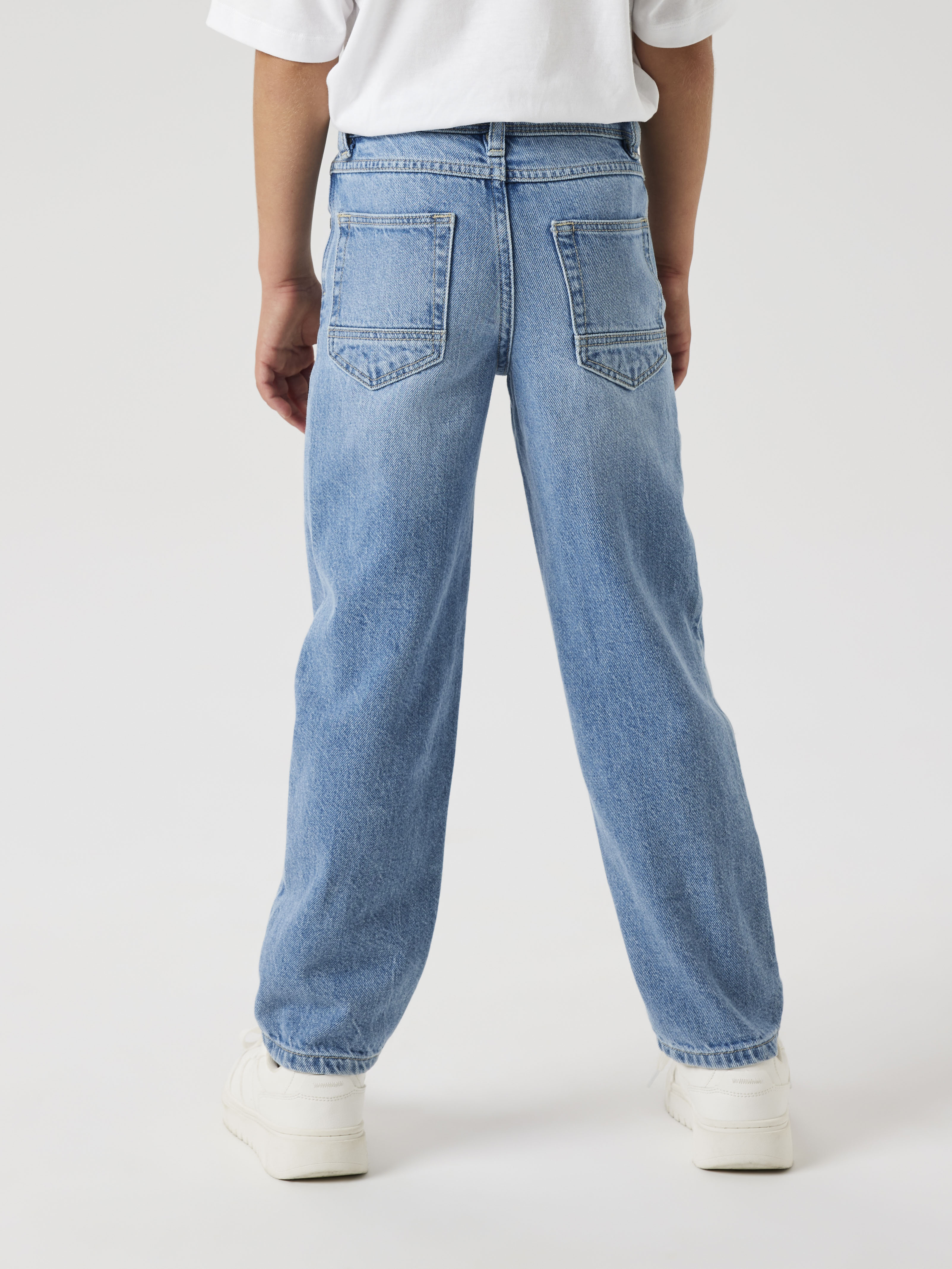 Straight-Jeans NAME IT "NKMRYAN STRAIGHT JEANS 5950-DM NOOS", Jungen, Gr. 116, N-Gr, blau (light blau denim), Denim/Jeans, Obermaterial: 100% Baumwolle, Abriebeffekte, straight fit knöchellang, Jeans Image