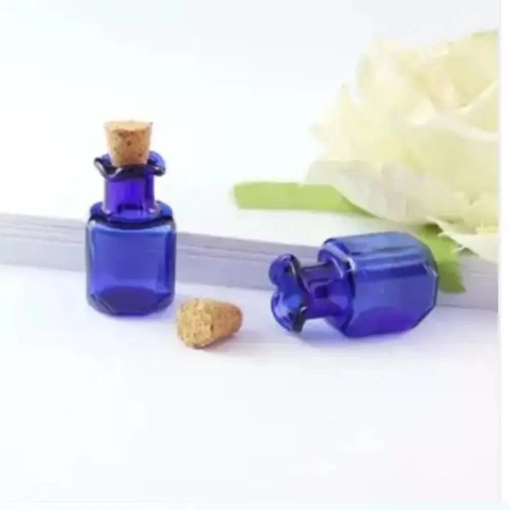 6cps blaue Mini-Glasflaschen mit Spitze, offenem Design und Korkverschluss, niedliche Anhängergläser für Parfümöl-Geschenke Image