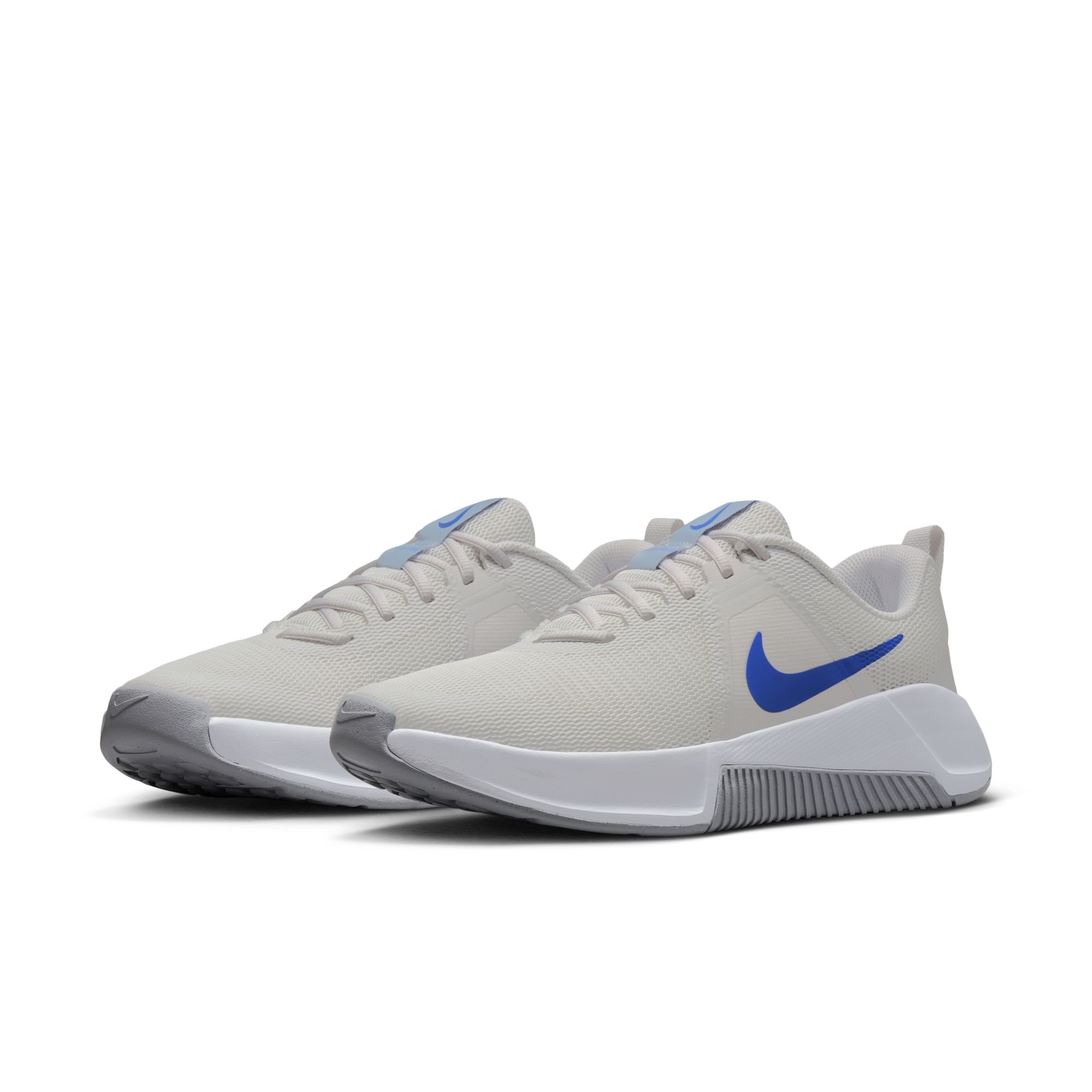 Trainingsschuh NIKE "M MC TRAINER 3", Herren, Gr. 44, platinum tint, comet blau, wolf grau, weiß, Synthetik, Textil, Schuhe