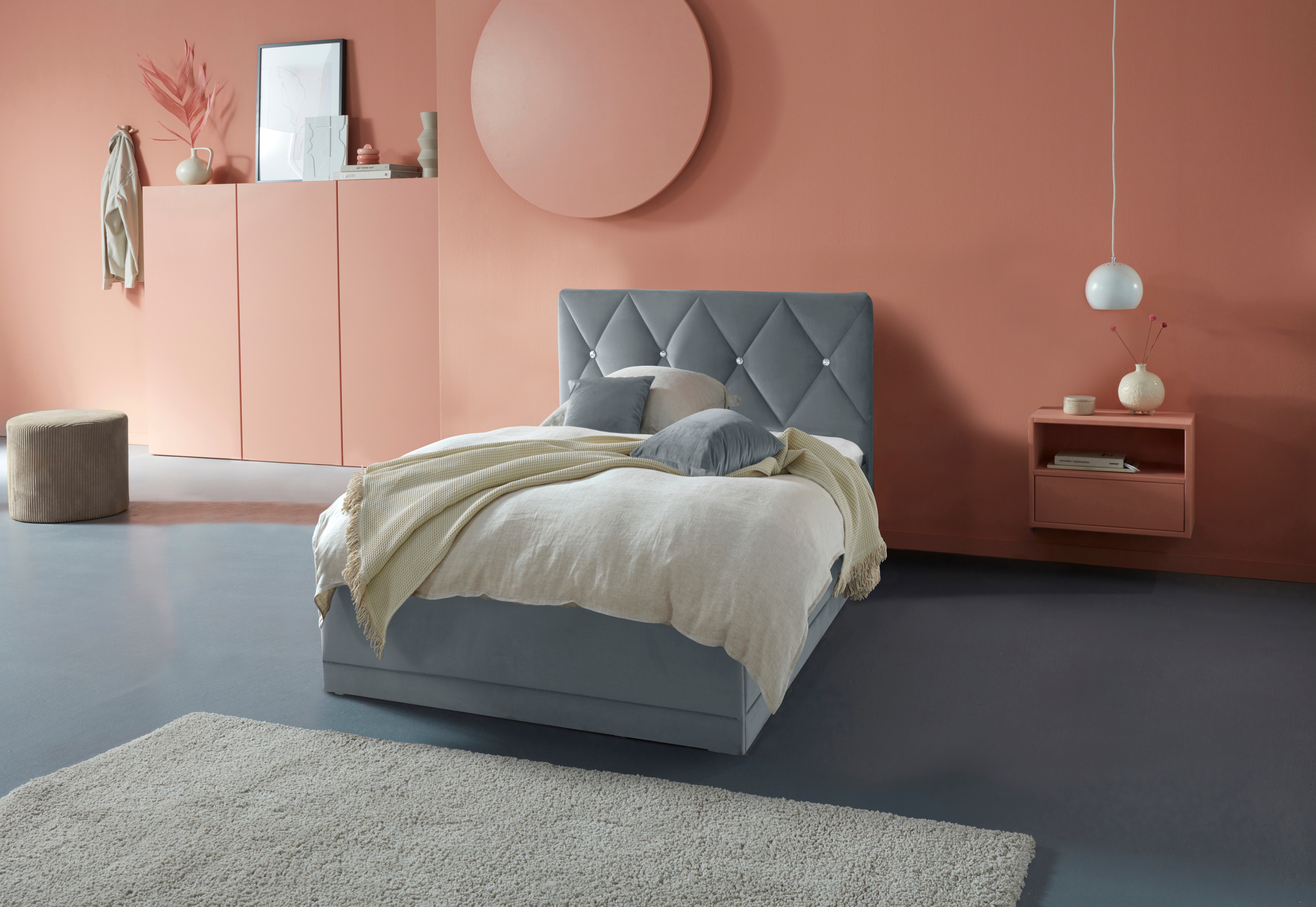 Polsterbett "Adamas", grau, L:210cm, Bezug: 100% Polyester, Polsterung: Polsterwatte, Material Gestell: gepolsterter Holzwerkstoff, WESTFALIA SCHLAFKOMFORT, Betten, auch mit Bettkasten, Knopfheftung mit Strasssteinen Image