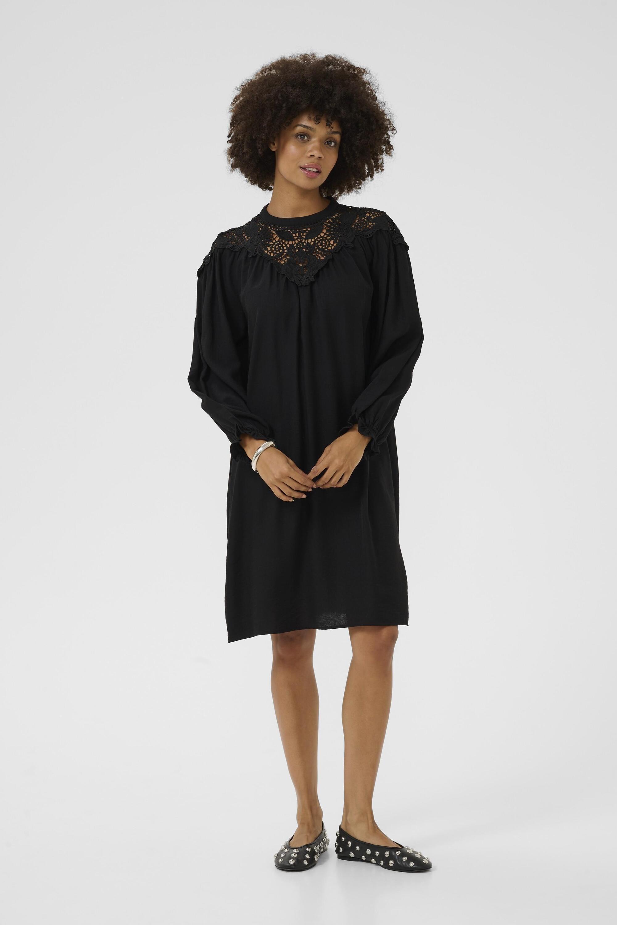 Kleid CUurta Relaxed fit black Image