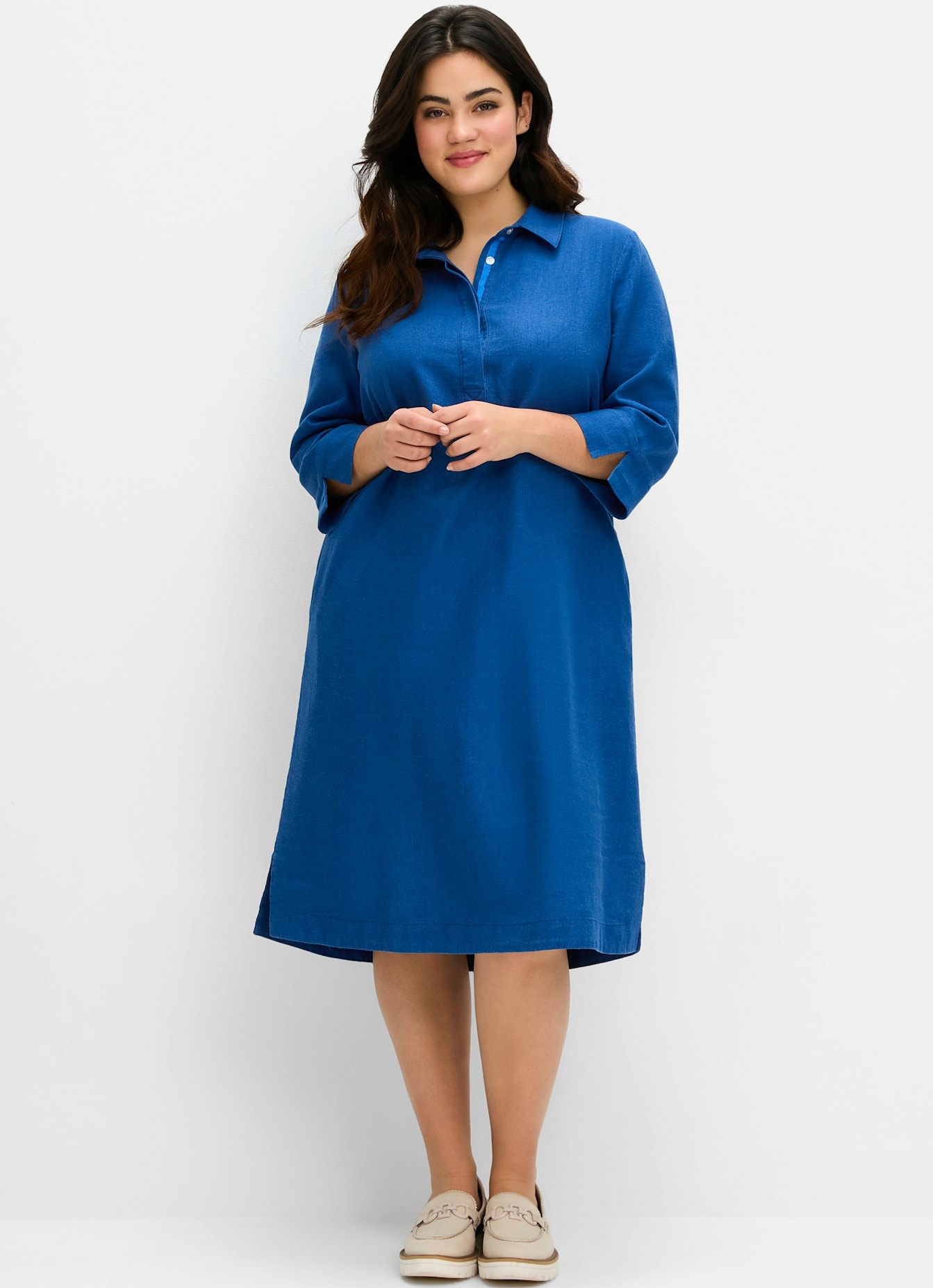 Sommerkleid SHEEGO "Blusenkleid", Damen, Gr. 40, Normalgrößen, blau (blaubeere), 55% Leinen, 45% Viskose, unifarben, wadenlang, Kleider Image