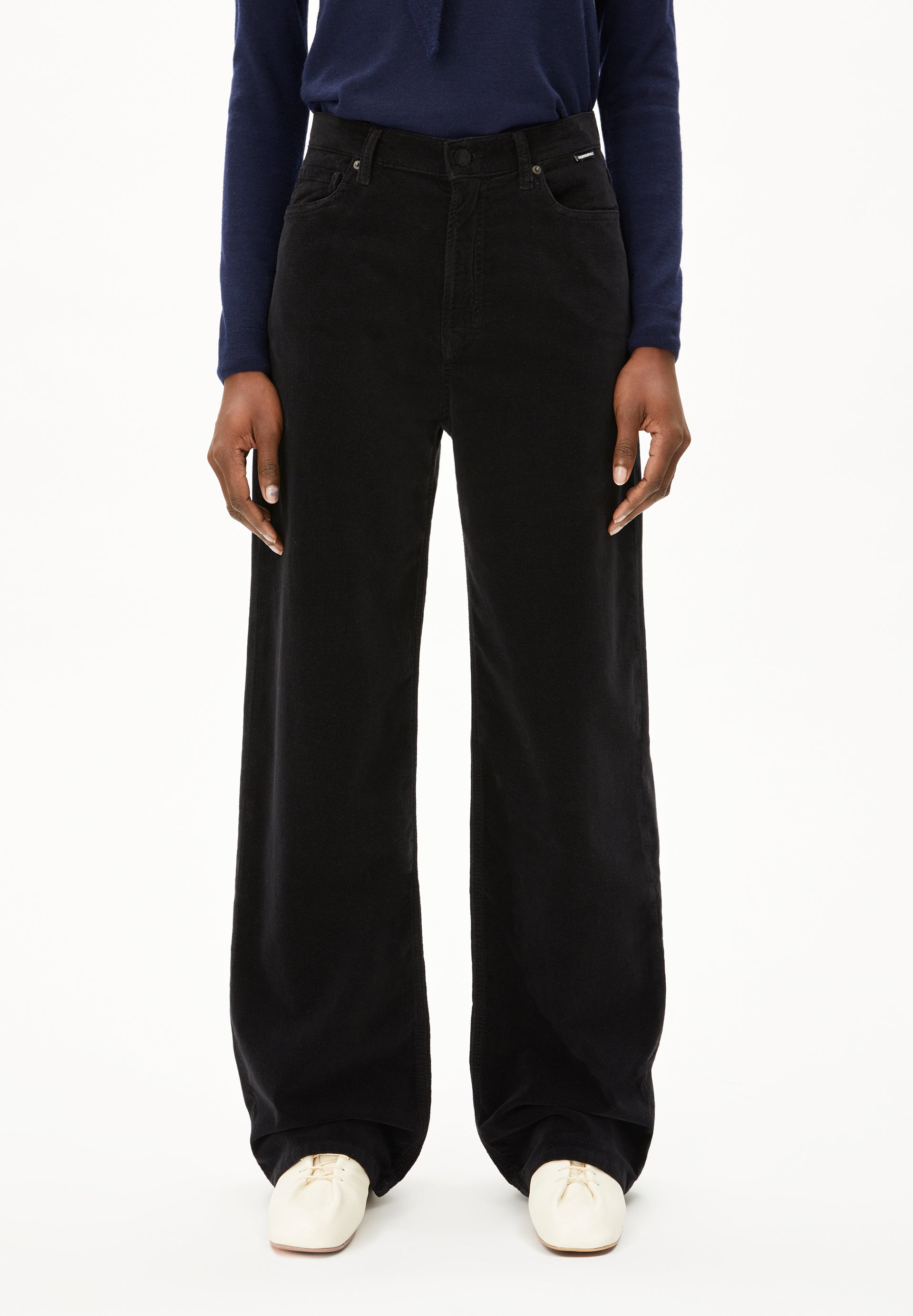 ENIJAA VELVET | Webhose aus Bio-Baumwoll Mix - schwarz (25-34) Image