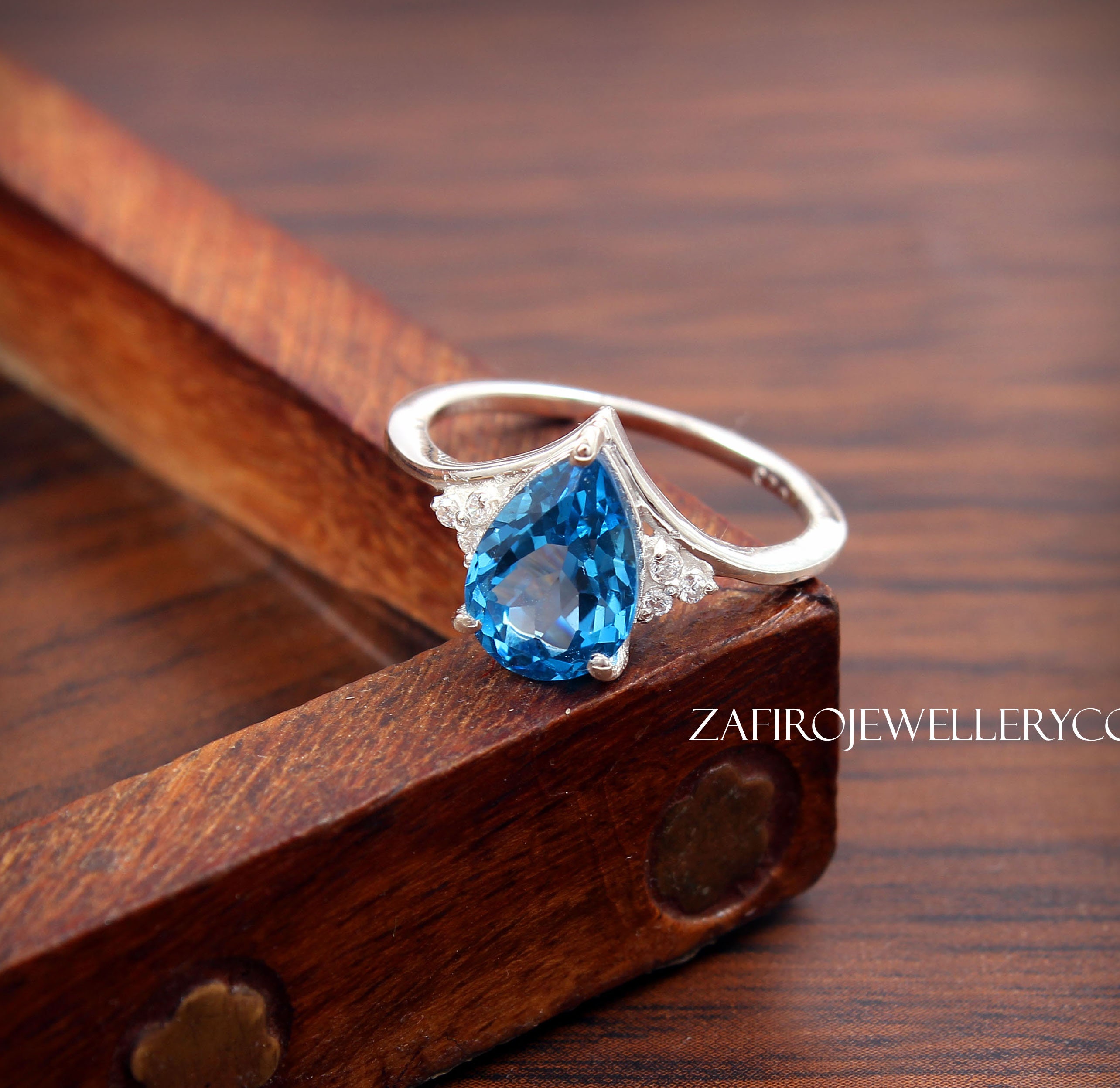 Schweizer Blautopas Ring, natürlicher Blautopas, Topas Ring Schmuck, Dezember Geburtsstein, 925 Sterling Silber, schwerer Stein Ring, Drei-Stein-Ring