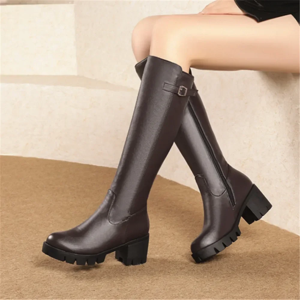 Casual Frauen Plattform Schnee Stiefel Schnalle Frauen Kniehohe Stiefel Warme Pelz Winter Reitstiefel Weibliche Schwarz Braun Schuhe Große Größe 45