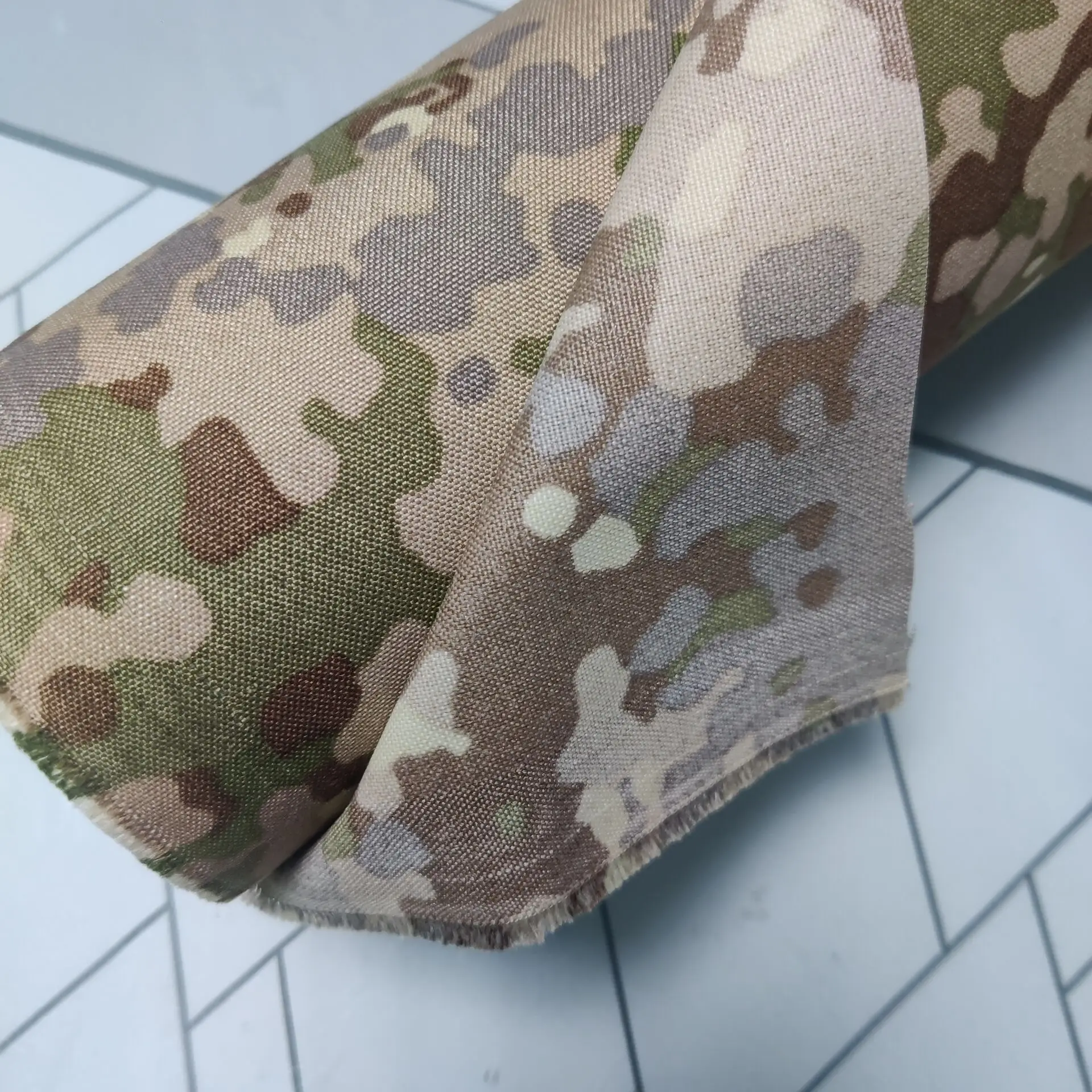 1,5 m breit, 500D-Nylon, neues All-Terrain-Deban-Tarnung, deutsche Flecken, wasserdichter PU-Beschichtungsstoff, DIY taktische Airsoft-Ausrüstung Image