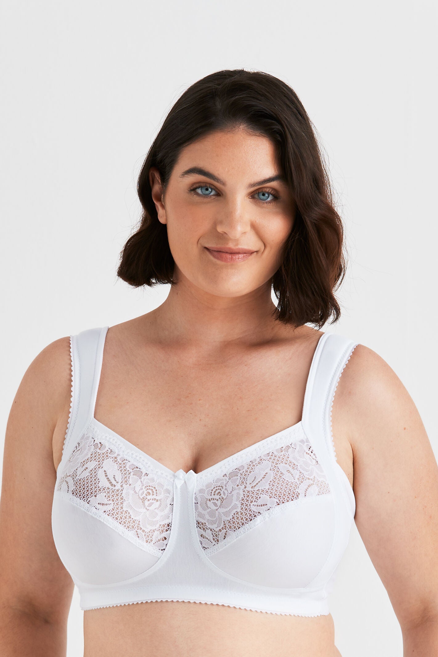 Plus Size Women's Lovely Lace Support Bra by MISS MARY OF SWEDEN INC in White (Size 38 B)