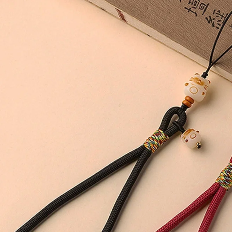 Cute Cartoon Bodhi Lucky Cat Phone Chain Phone Case Hanging Rope Universal Phone Anti Loss Lanyard Phone Short Wrist Strap