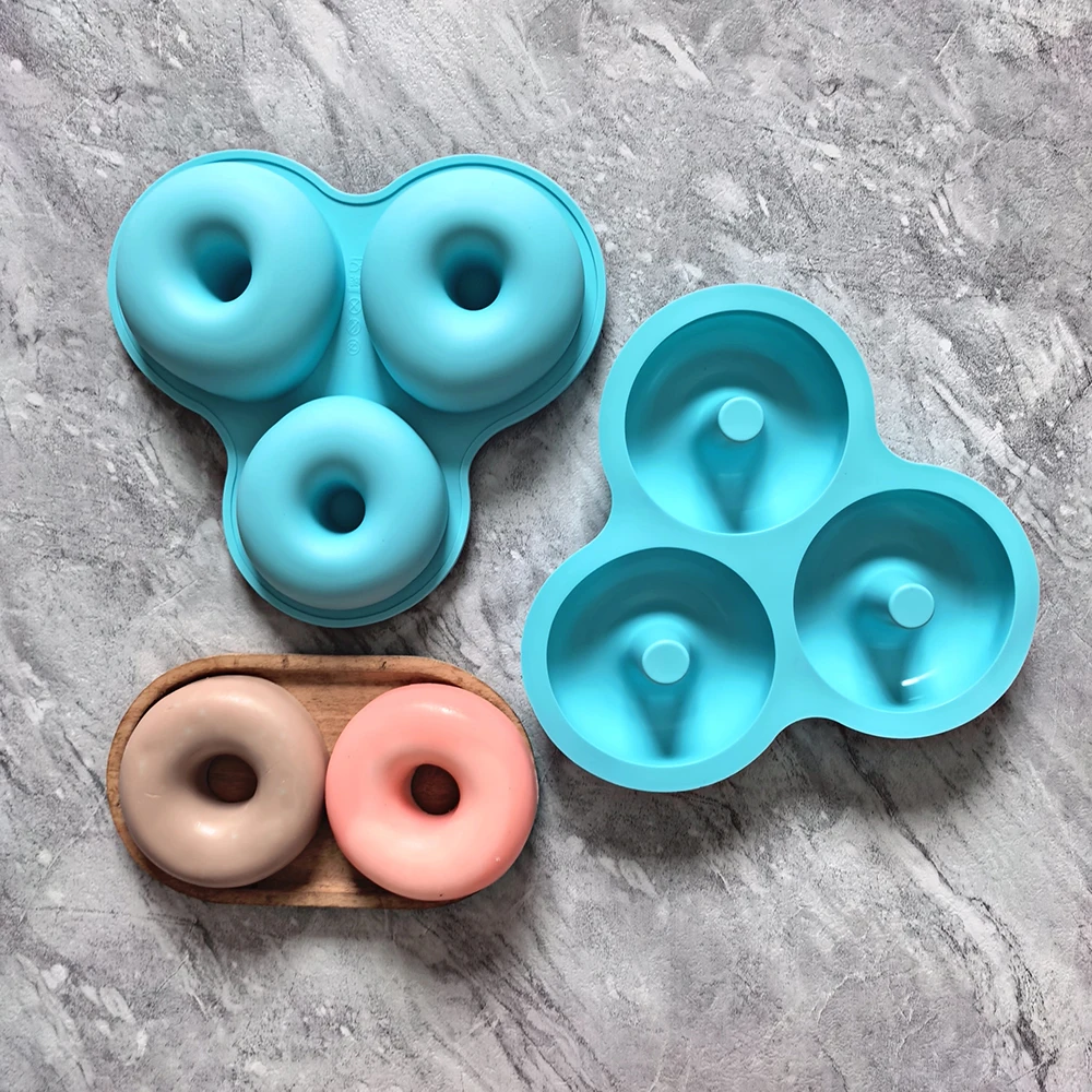 1 Stück 1 Stück Donut-förmige Silikonform mit 3 Mulden, Backen, Mousse, Kuchen, 3D-Gebäck, Trüffel, Pudding, Gelee, Käsekuchen Image