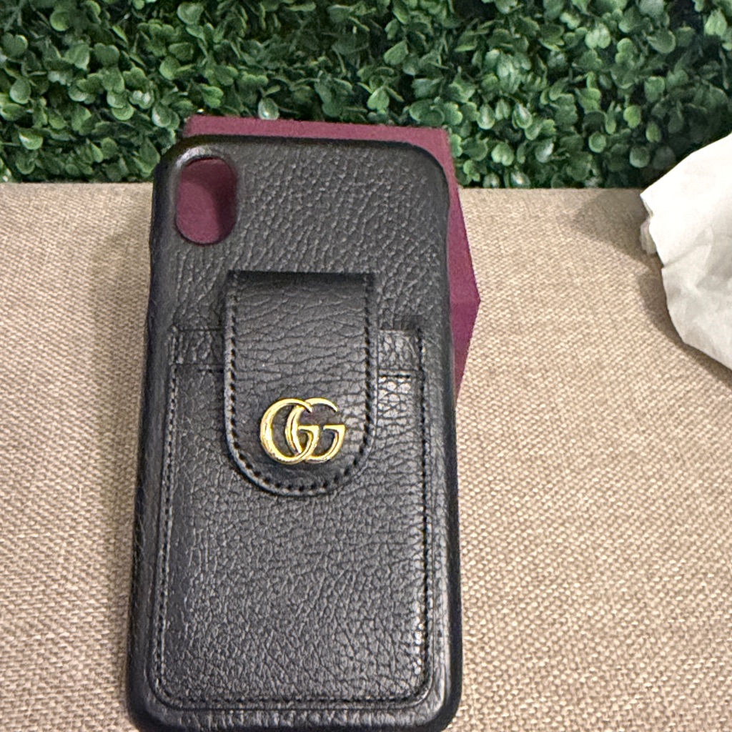 Gucci Cell Phones & Accessories | Black Leather Phone Case With Gold Gg Logo | Color: Black/Gold | Size: Os