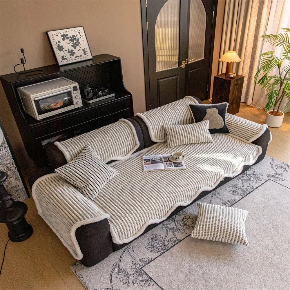 Französisches High-End-Sofakissen für alle Jahreszeiten, universell, 2025, neuer Einstieg, luxuriöses, rutschfestes Chenille-Kissen mit gerader Reihe, Sofabezug Image