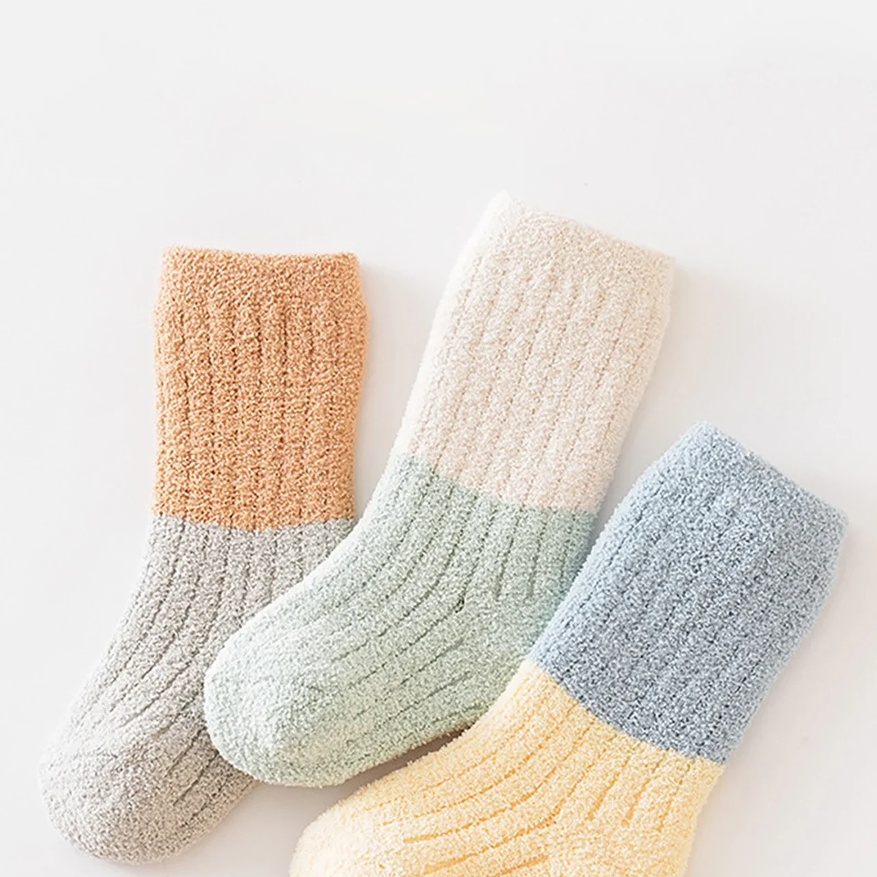 3Pairs Mode Patchwork Socken für Baby Winter Warm Verdicken Plüsch Socke 0-3Years Kinder Junge Mädchen Korallen Samt Socken Image
